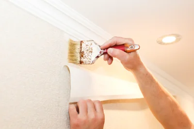 Pose de papier peint à Guêprei — revêtements muraux et toiles de verre